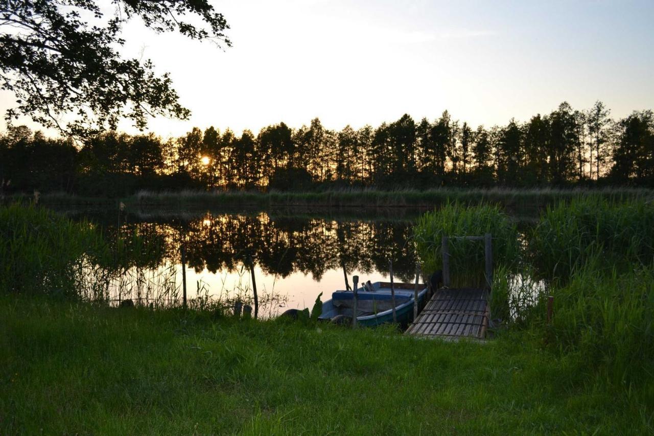 Ferienwohnung Am Peenetal Bentzin ภายนอก รูปภาพ